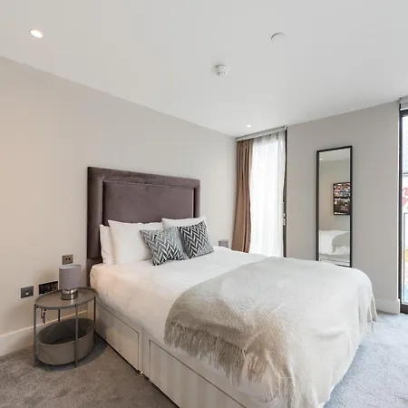 New Build-Air Con-2 Bedroom-Two Bathrooms Apt 3 Londen Buitenkant foto