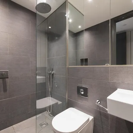 New Build-Air Con-2 Bedroom-Two Bathrooms Apt 3 Londen Buitenkant foto